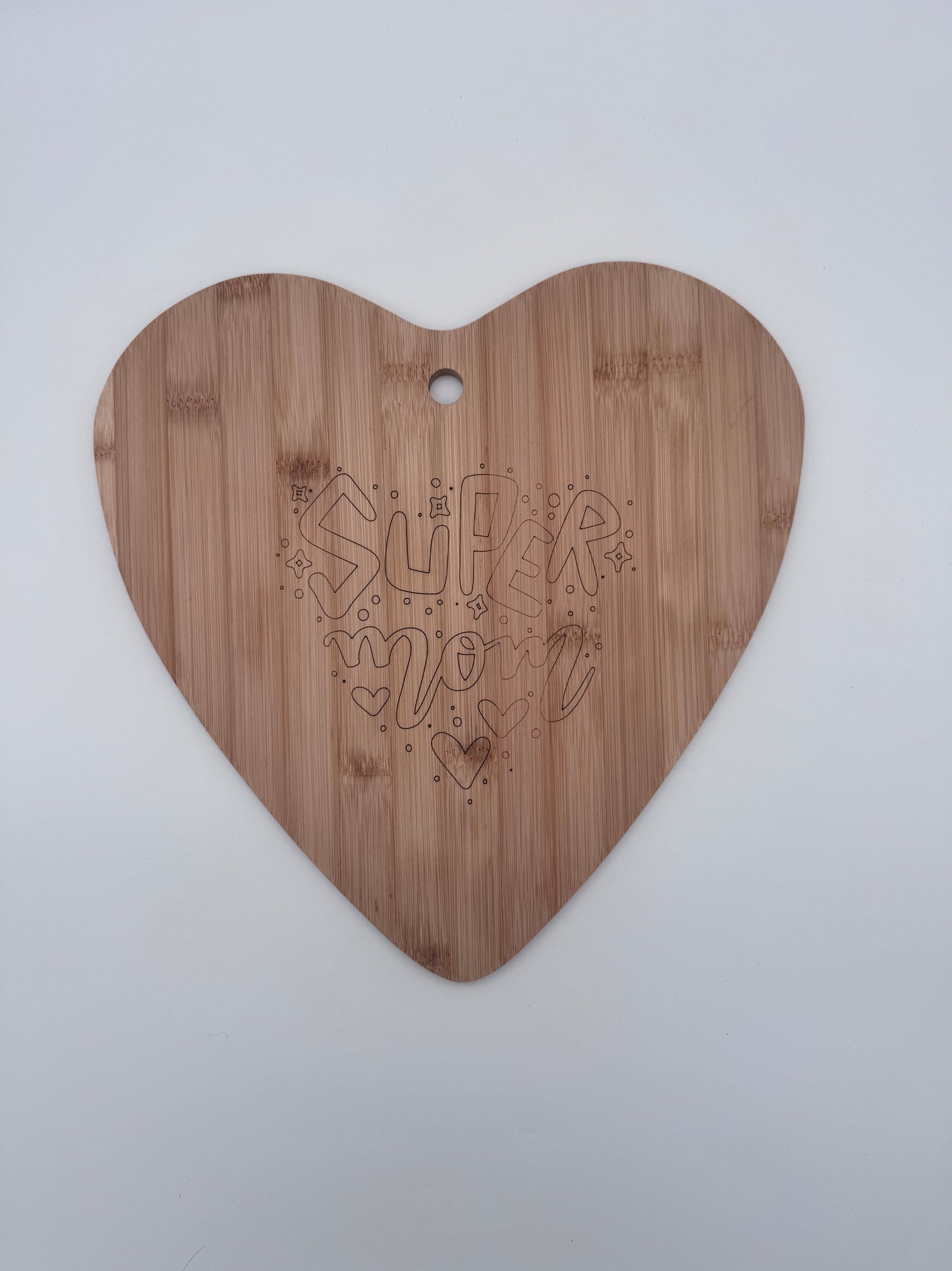 Herz Holzbrett „Mom“ - Lovelettering